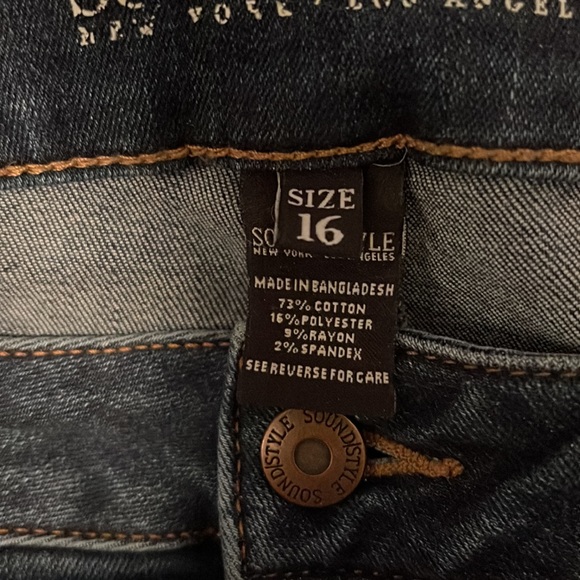 Distressed dark wash mid rise skinny jeans size 16 - Picture 4 of 4